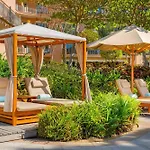 The Ritz-Carlton, Dubai